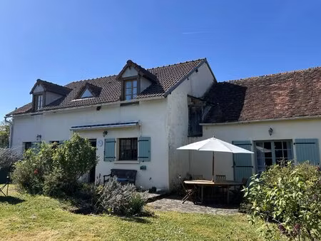 magnifique maison de hameau avec jardin  piscine et grange