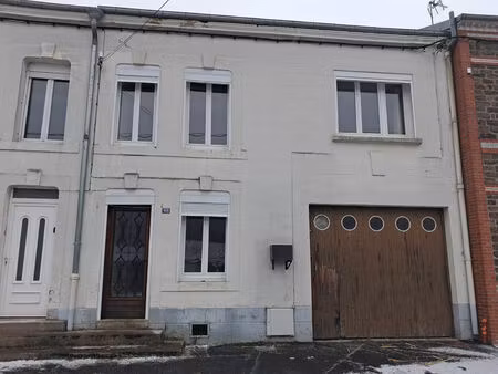 maison mitoyenne de 123 m2 sh avec un terrain à les hautes rivieres