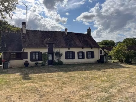 jolie maison de caractère et jardin attenant
