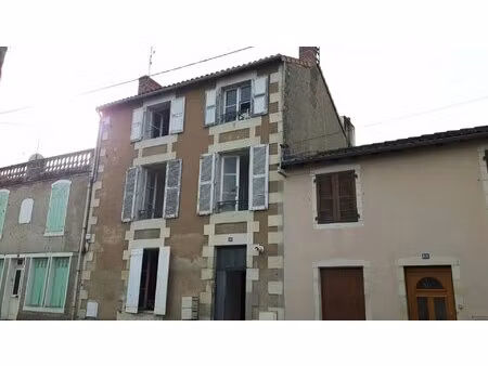 maison de ville avec 2 appartements