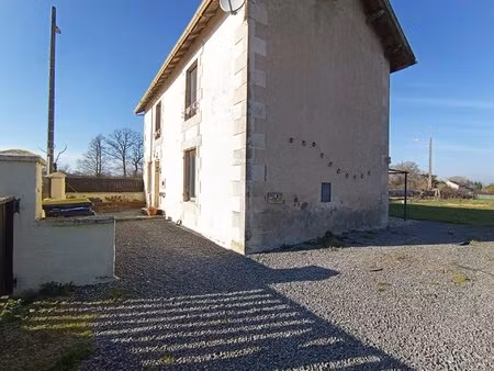 maison de 2 chambres avec atelier et terrain