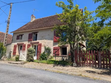 charmante maison en pierre de caractère avec 3 chambres