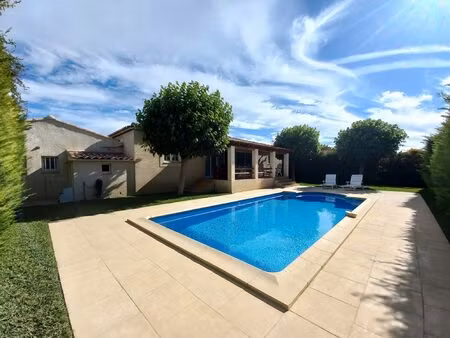 belle villa de 112 m² avec double garage et piscine sur 670 m²