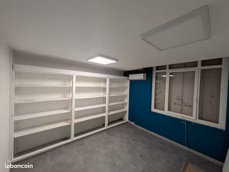 magnifique t2 de 46m2 refait à neuf  en plein coeur de chateaurenard