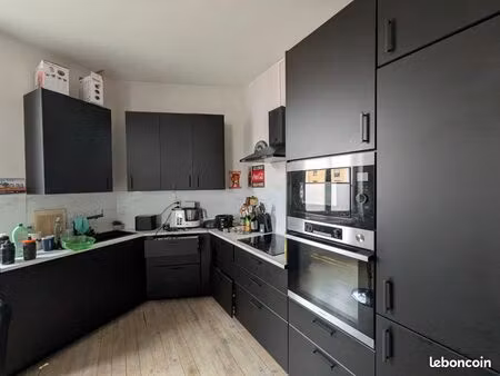 superbe t3 meublé 90m² – cuisine moderne & bureau – montferrand