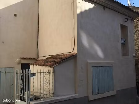 studio 2 pièces 27 m²