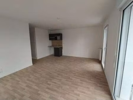 location appartement 2 pièces à rennes centre ville (35000) : à louer 2 pièces / 46m² renn