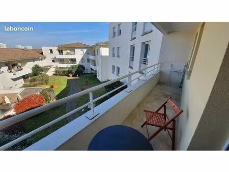 begles appt type 2 meublé avec pkg