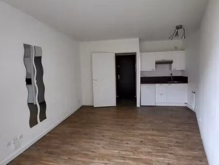 studio 1 pièce 23 m²