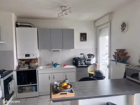 appartement 3 pièces 64 m²