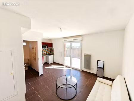 studio 1 pièce 23 m²