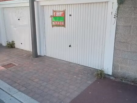 garage   box   stockage avec cour sur douai