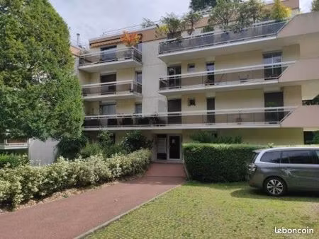 appartement 2 pièces 69 m²