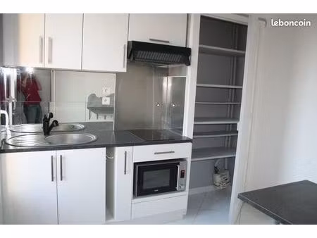 loue superbe f2 avec vue magnifique