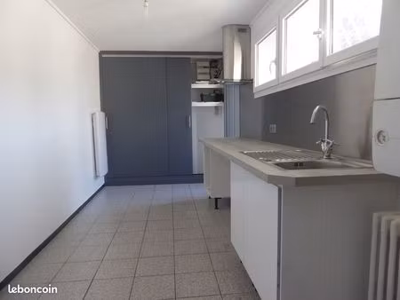 t3/t4 st loubes  uniquement garantie visale  90m2 - 2 salaires