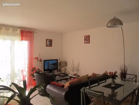 t2 lumineux et spacieux