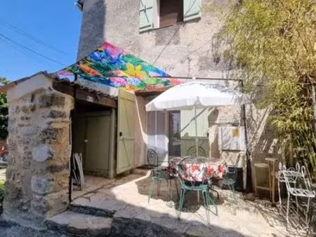 maison dans un hameau calme (2 chambres)