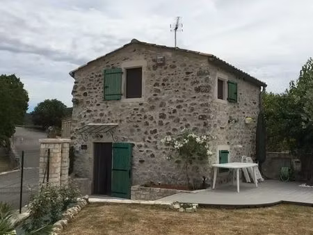 maisonnette de charme avec jardin