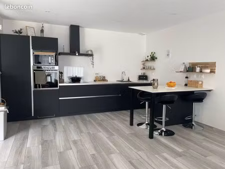 location maison t4 129m2