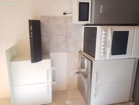 à louer joli studio 16 m²