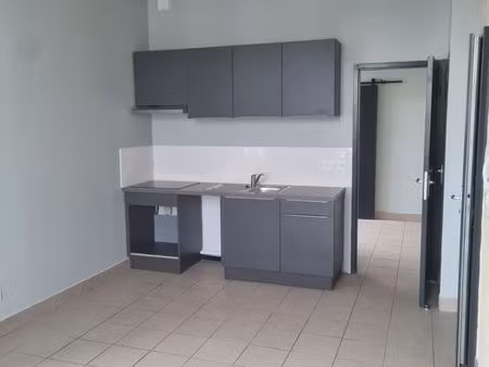 t2 centre ville coutras