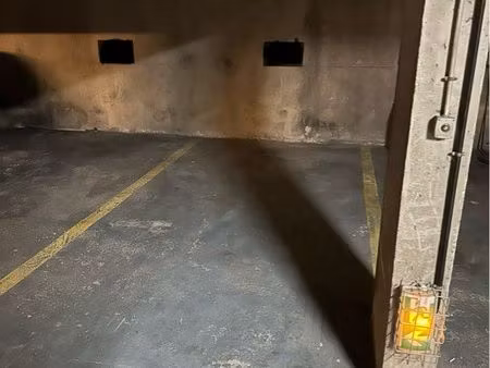 place de parking  porte de versailles  paris 15