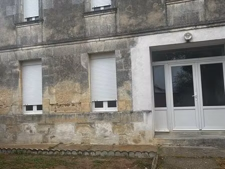 a louer à reignac – 33860 à 4 kms de l’échangeur n°38 sur autoroute a10