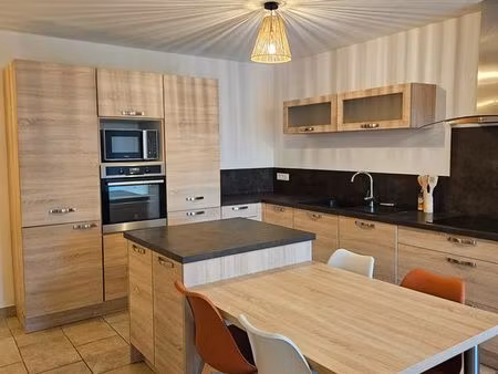 appartement t2 meublé avec jardin à fontaines-sur-saône