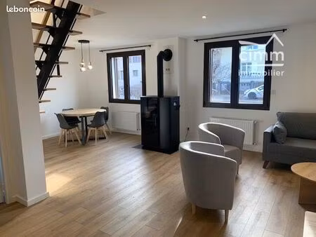 maison 4 pièces 77 m²