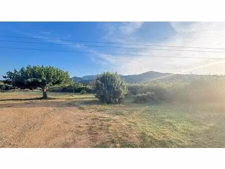 terrain constructible à vendre