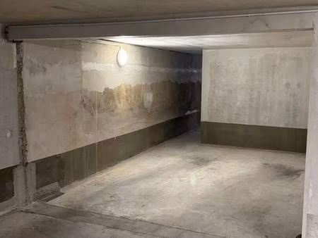 parking à louer