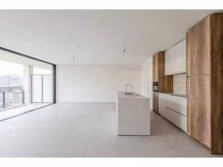 nieuwbouwappartement met terras en staanplaats in residen...