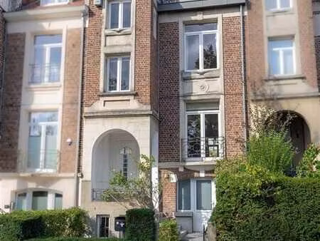 dieweg - maison entièrement rénovée + appartement