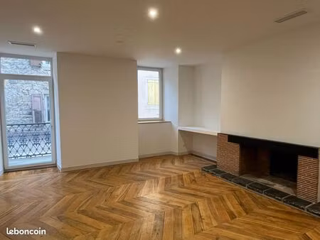 appartement 3 pièces 69 m²