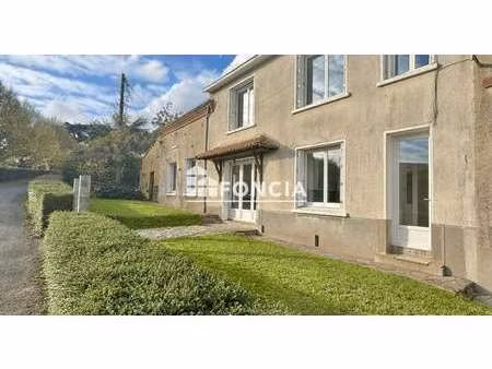 vente maison à montrevault-sur-evre (49110) : à vendre / 169m² montrevault-sur-evre
