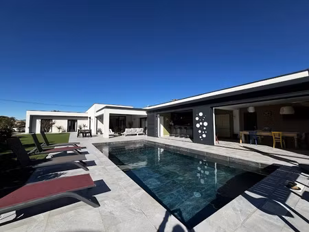 vente maison 5 pièces 241 m² à magalas (34480)  990 000 €