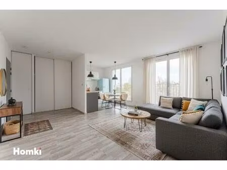 à vendre - t2 lumineux de 47 m² avec parking sous-sol