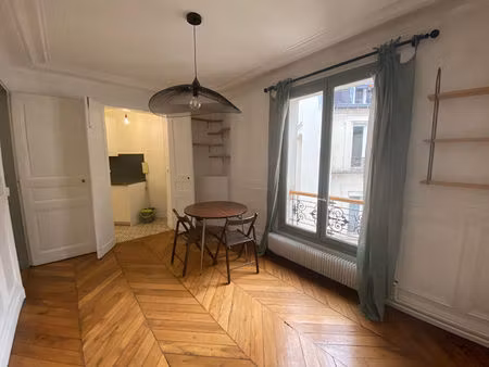 appartement t2 paris 10 à louer