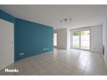 saint-martin-le-vinoux – t2 de 54 m² avec terrasse et garage