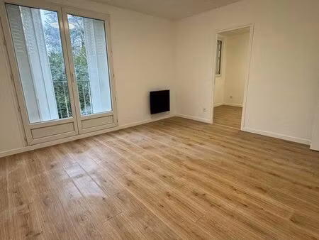appartement f3 refait à neuf