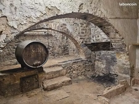 cave   local   remise 38 m2