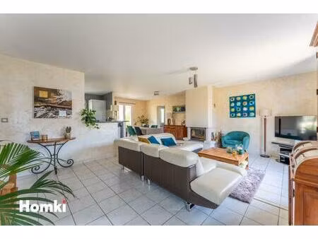 maison t4 de 115m² sur saint-quentin-de-baron