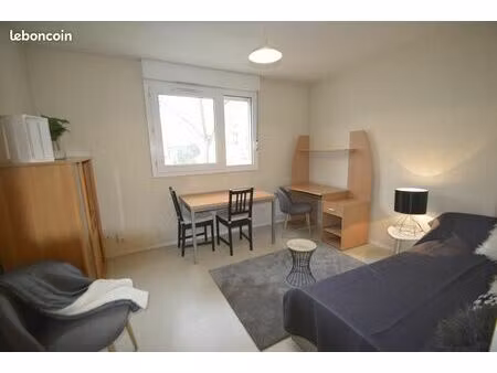 studio meublé parc tête d'or / face campus la doua