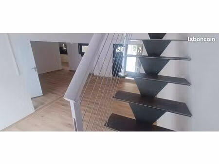 maison t8 160 m² 5 chambres + 2 parkings  petite ile centre 1350 cc