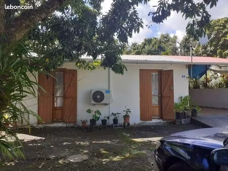 a vendre charmante case créole à sainte rose