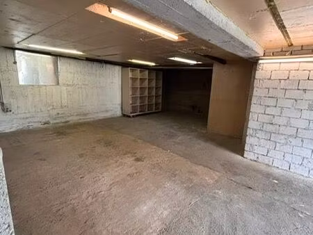 entrepôt stockage 45 m2