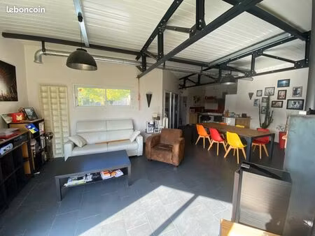 maison contemporaine de plain-pied de 114 m² - calme  confort et modernité sur 922 m² de t