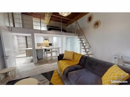 studio 1 pièce 33 m²