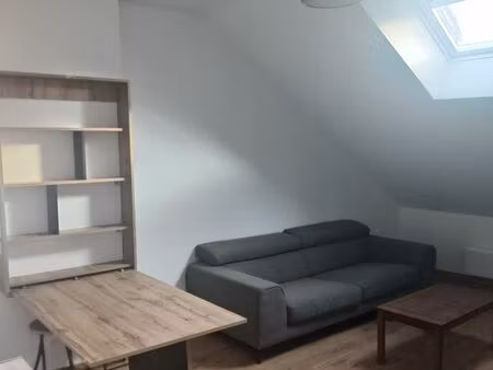 loue t2 meublé avec grand jardin tours saint radegonde promimité marmoutier