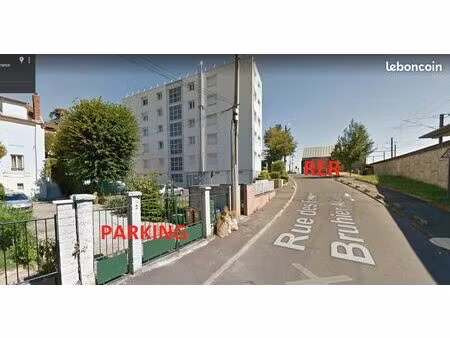 place de parking au pied du rer conflans fin d'oise - à louer pour 1 voiture
